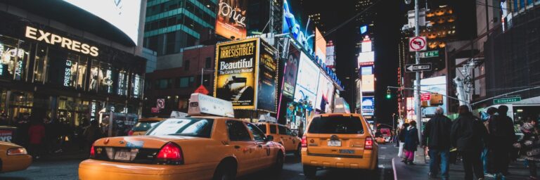 Billboard Advertising Apopka: Why Mobile Formats Outpace Traditional Installs